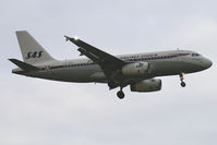 OY-KBO @ LHR - Scandinavian Airlines SAS Airbus A319 - by Thomas Ramgraber-VAP