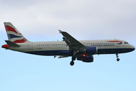 G-BUSI @ EGLL - catched the beacon! - by Wolfgang Kronfuss