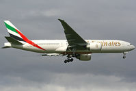 A6-EWB @ EGLL - really nice aircraft!