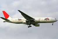 JA709J @ EGLL - japaneeesse!!! - by Wolfgang Kronfuss
