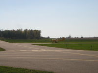 N327PP @ KLVN - Landing Runway 12. - by Mitch Sando