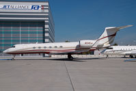N54KB @ VIE - Gulfstream 5