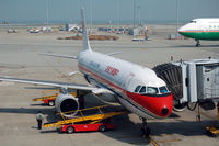 B-6013 @ VHHH - At Hong Kong - by Micha Lueck