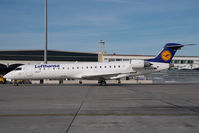 D-ACPN @ VIE - Lufthansa Regionaljet 700 - by Yakfreak - VAP