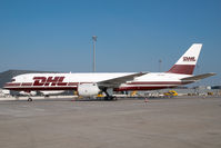 OO-DLQ @ VIE - European Air Transport Boeing 757-200 in DHL colors - by Yakfreak - VAP