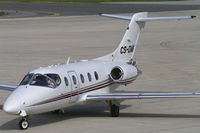 CS-DMI @ LOWI - Netjets Beech 400 Beechjet - by Thomas Ramgraber-VAP