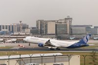 OO-SFM @ EBBR - taking off on rwy 25L