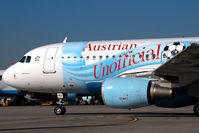 OE-LBU @ VIE - Austrian Airlines Airbus 320 in Euro 2008 colors