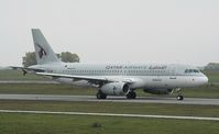 A7-ADH @ LOWW - QATAR A320 -232 - by Dieter Klammer