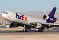 N381FE @ LAS - FedEx N381FE Duval (FLT FDX526) from Memphis Int'l (KMEM) landing on RWY 25L. - by Dean Heald