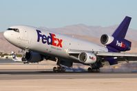 N381FE @ LAS - FedEx N381FE Duval (FLT FDX526) from Memphis Int'l (KMEM) landing on RWY 25L.