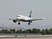 N656AW @ KLAS - US Airways / 1999 Airbus Industrie A320-232 - by Brad Campbell