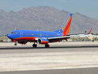 N208WN @ KLAS - Southwest Airlines / 2005 Boeing 737-7H4 - by Brad Campbell