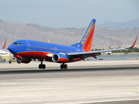 N232WN @ KLAS - Southwest Airlines / 2006 Boeing 737-7H4 - by Brad Campbell