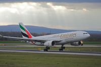 A6-EAK @ LOWW - Emirates  A330 - by Dieter Klammer