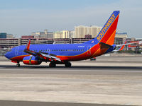 N786SW @ KLAS - Southwest Airlines / 2000 Boeing 737-7H4 - by Brad Campbell