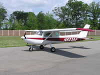 N623AF @ KPTK - Cessna 152 at PTK Waterford MI - by J Kaufman