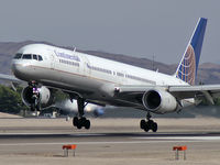 N75853 @ KLAS - Continental Airlines / 2002 Boeing 757-324 - by Brad Campbell