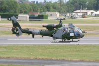 XX403 @ FFD - Royal International Air Tattoo 2006 - by Steve Staunton