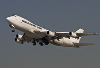 N752SA @ KLAX - Climbing from rwy 25L. Car (plane) wash needed. - by Philippe Bleus
