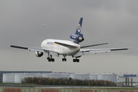 N607GC @ EBBR - several seconds before touching rwy 25L