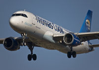 OO-TCL @ EBBR - Discover on short final rwy 25L. 500mm handheld.