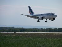 F-GUGJ @ LOWW - Air France
