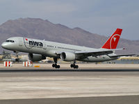 N514US @ KLAS - Northwest Airlines / 1986 Boeing 757-251