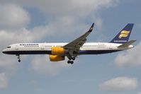 TF-FIA @ EGLL - Icelandair 757-200