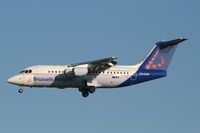 OO-DJW @ EBBR - descending to rwy 25L