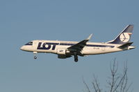 SP-LDB @ EBBR - arrival of flight LO239 to rwy 25L - by Daniel Vanderauwera