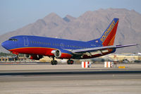 N679AA @ KLAS - Southwest Airlines / 1986 Boeing 737-3A4 - by Brad Campbell
