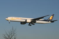 VT-JEB @ EBBR - arrival of flight 9W227 to rwy 25L