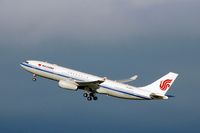 B-6073 @ CYVR - departing to Beijing,Nov.2007