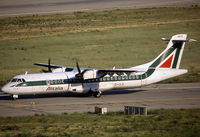 EI-CLD @ LFML - Taxiing rwy 32R for departure - by Shunn311