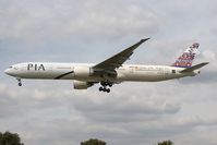 AP-BHW @ EGLL - PIA 77-300