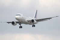 F-GRHM @ EGLL - Air France A319 - by Andy Graf-VAP