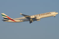 A6-ERB @ VIE - Emirates Airbus A340-500 - by Thomas Ramgraber-VAP