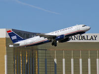 N656AW @ KLAS - US Airways / 1999 Airbus Industrie A320-232 - by Brad Campbell
