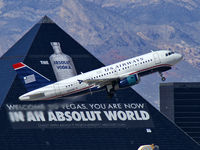 N815AW @ KLAS - US Airways / 2000 Airbus Industrie A319-132 - by Brad Campbell