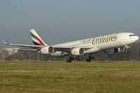 A6-ERJ @ EDDH - wow