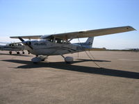 N2446F @ FTW - Cessna 172 N2446F at FTW - by Mike Waschka