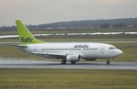YL-BBN @ LOWW - airBALTIC  LATVIA - by Delta Kilo