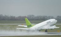 YL-BBN @ LOWW - airBALTIC  LATVIA - by Delta Kilo