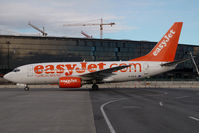 G-EZJL @ VIE - Easyjet Boeing 737-700 - by Yakfreak - VAP