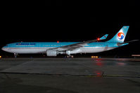 HL7554 @ VIE - Korean Air Airbus 330-300 - by Yakfreak - VAP
