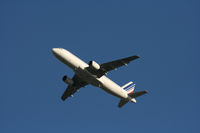 F-GFKA @ EGLL - Taken at Heathrow Airport 07 December 2007 - by Steve Staunton