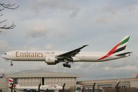 A6-EBW @ EGLL - Taken at Heathrow Airport 07 December 2007 - by Steve Staunton