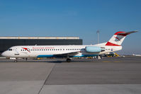 OE-LVK @ VIE - Austrian Arrows Fokker 100 - by Yakfreak - VAP
