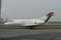 HB-VLG @ EBBR - General Aviation apron